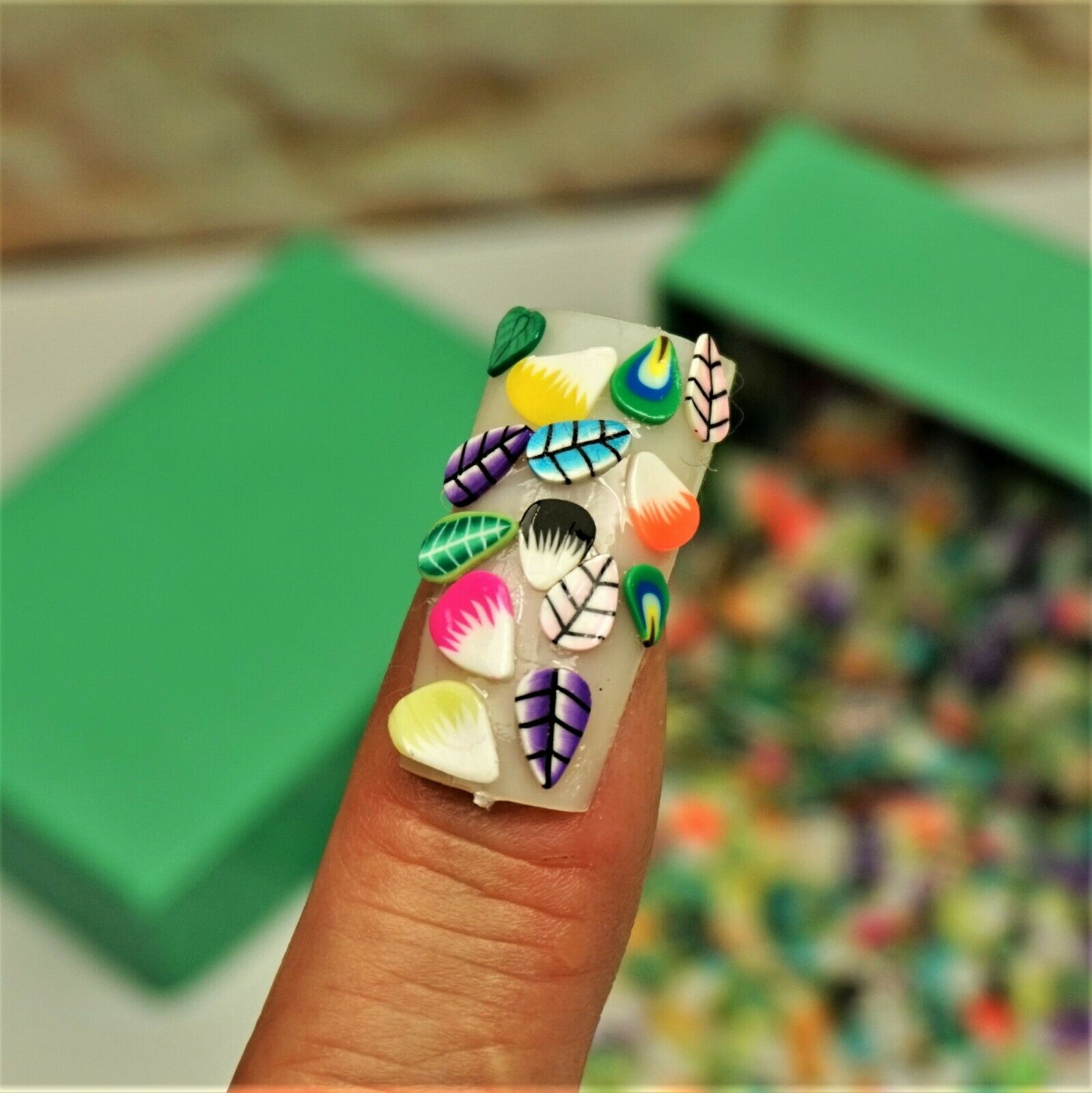 Fimo Leaves Feathers Mix Nail Charms Nail Decals Stickers 1000 Pcs In Gift Box