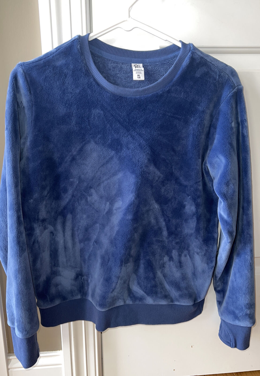 Athleta Girl Xl 14 Blue Thumbholes Long Sleeve Soft Cozy Sweatshirt